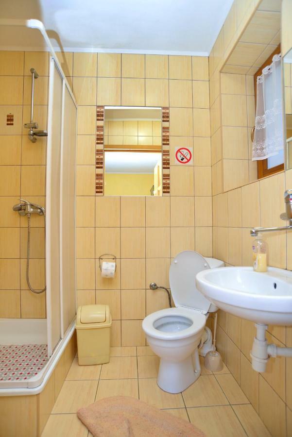 Hotel Pod Gorcami Waksmund Esterno foto